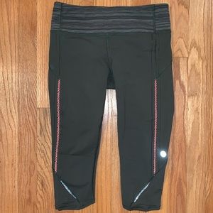 Lululemon Green Crop Leggings Sz 6